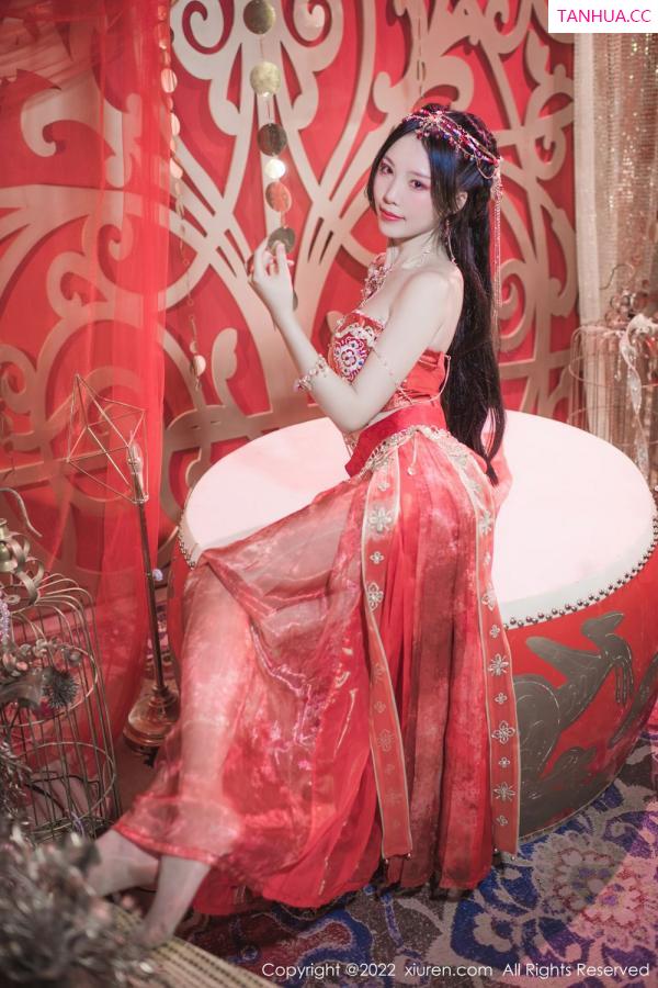陈若依 抖娘利世 [XiuRen]高清写真图 2022.10.12 No.5699 利世第33张图片